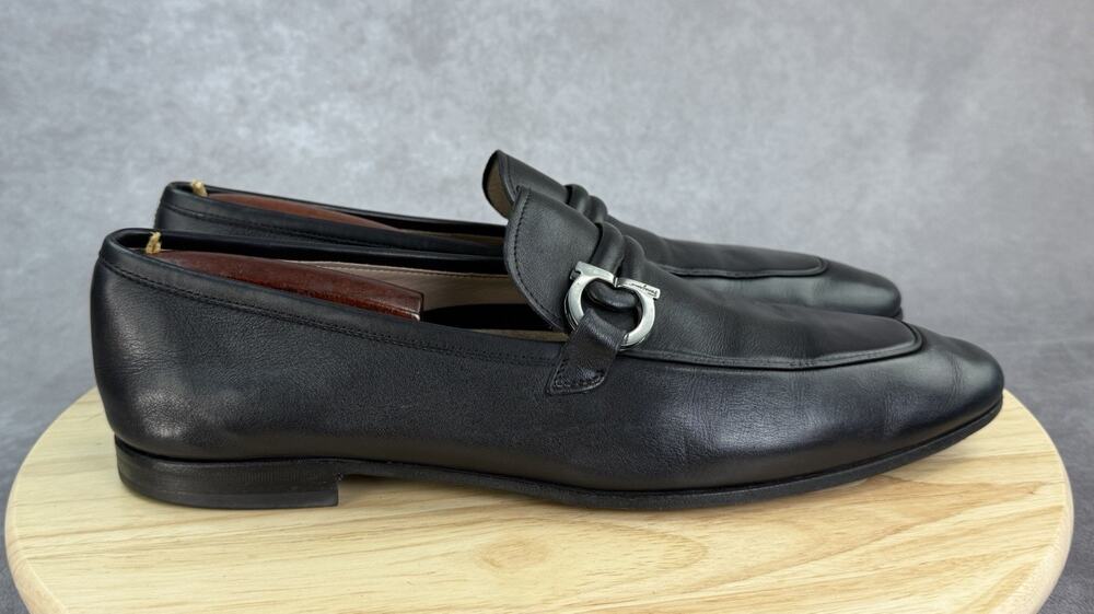 Salvatore Ferragamo Mens Gancini Buckle Loafer Black Leather US 11D Italy Made